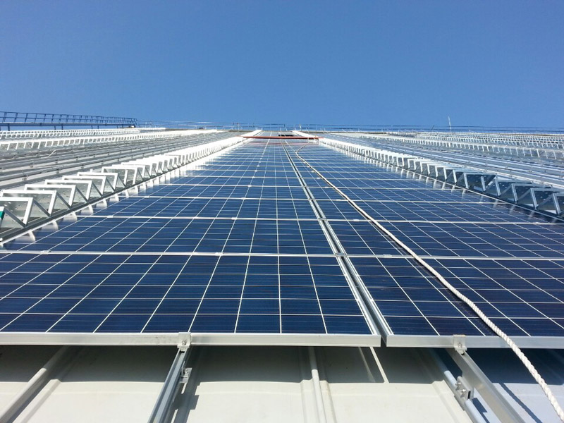 3.31 MW-크로아티아 금속 지붕 장착형 태양광 발전 시스템